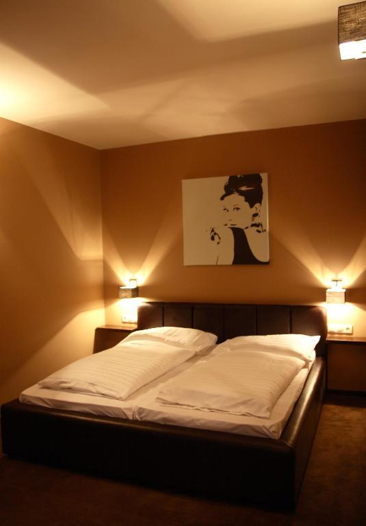 Zala Aranya Panzio Hotel ซาลาคาโรส ภายนอก รูปภาพ