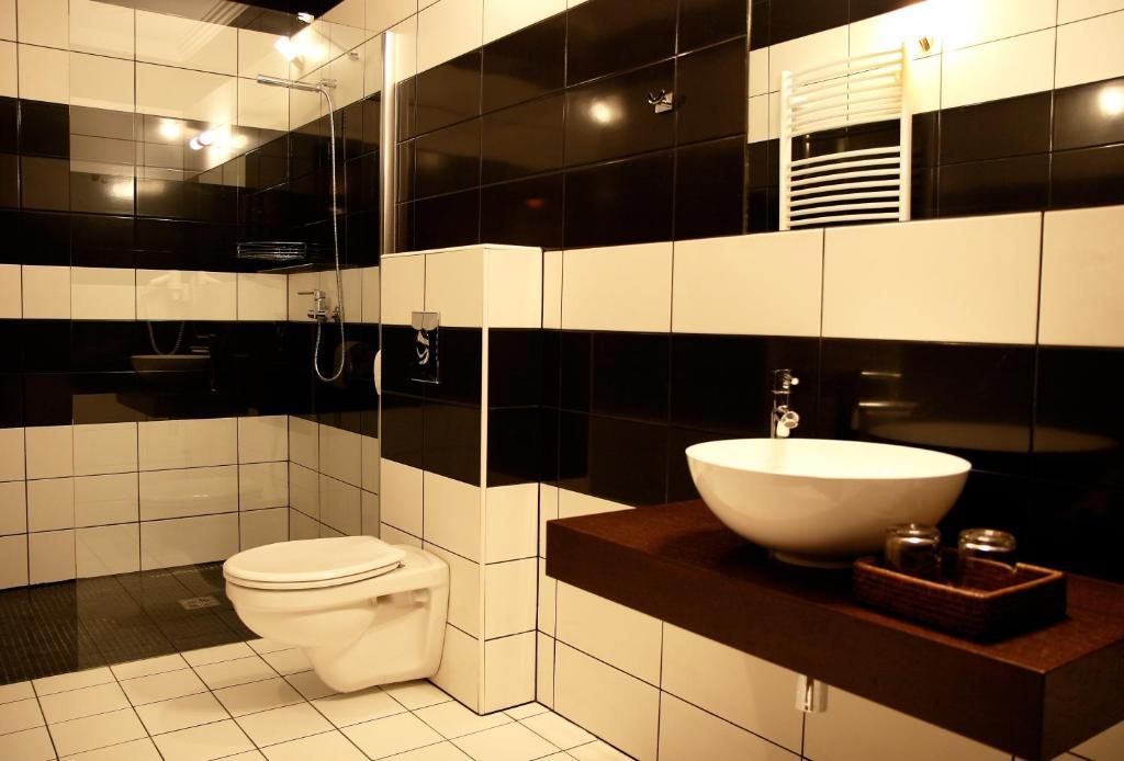 Zala Aranya Panzio Hotel ซาลาคาโรส ภายนอก รูปภาพ