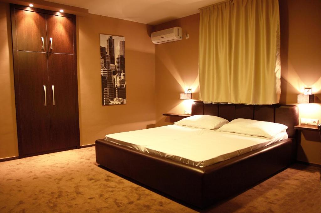 Zala Aranya Panzio Hotel ซาลาคาโรส ภายนอก รูปภาพ