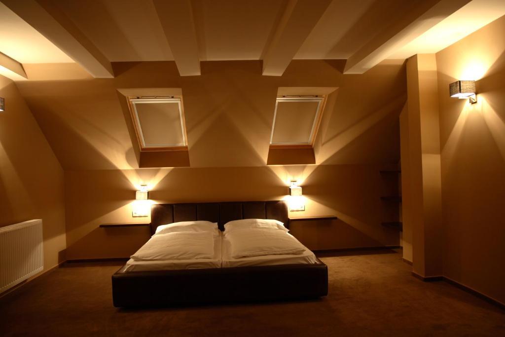 Zala Aranya Panzio Hotel ซาลาคาโรส ภายนอก รูปภาพ
